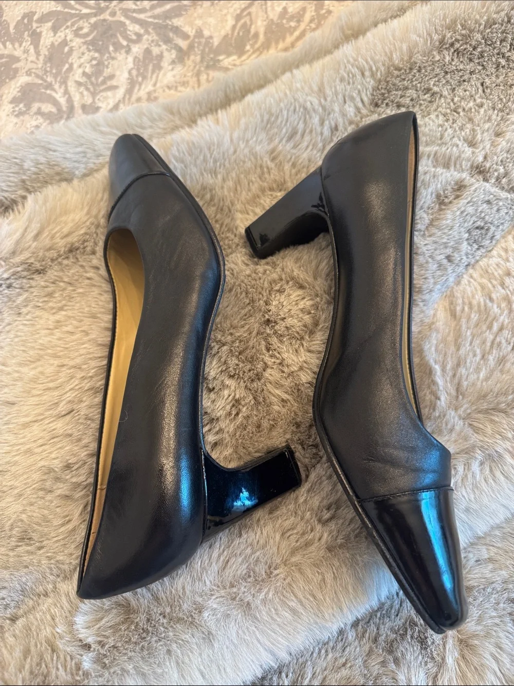 Etienne Aigner Black Leather Square-block heel. Genuine leather